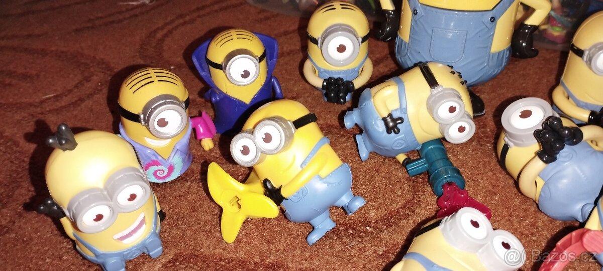 Plný úložný box hraček...všeho chuť - 3