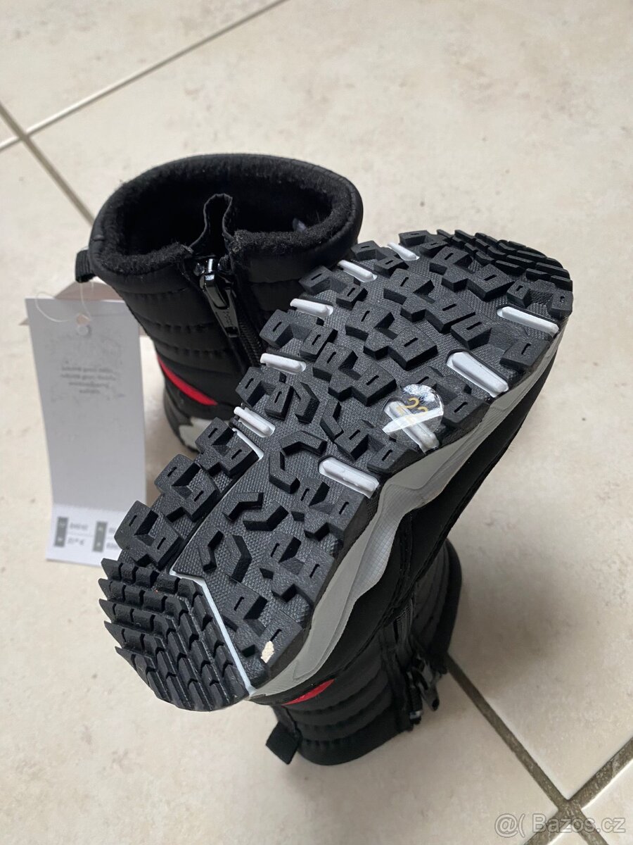 Prodám nové zimní boty -sněhule vel.22 - 3