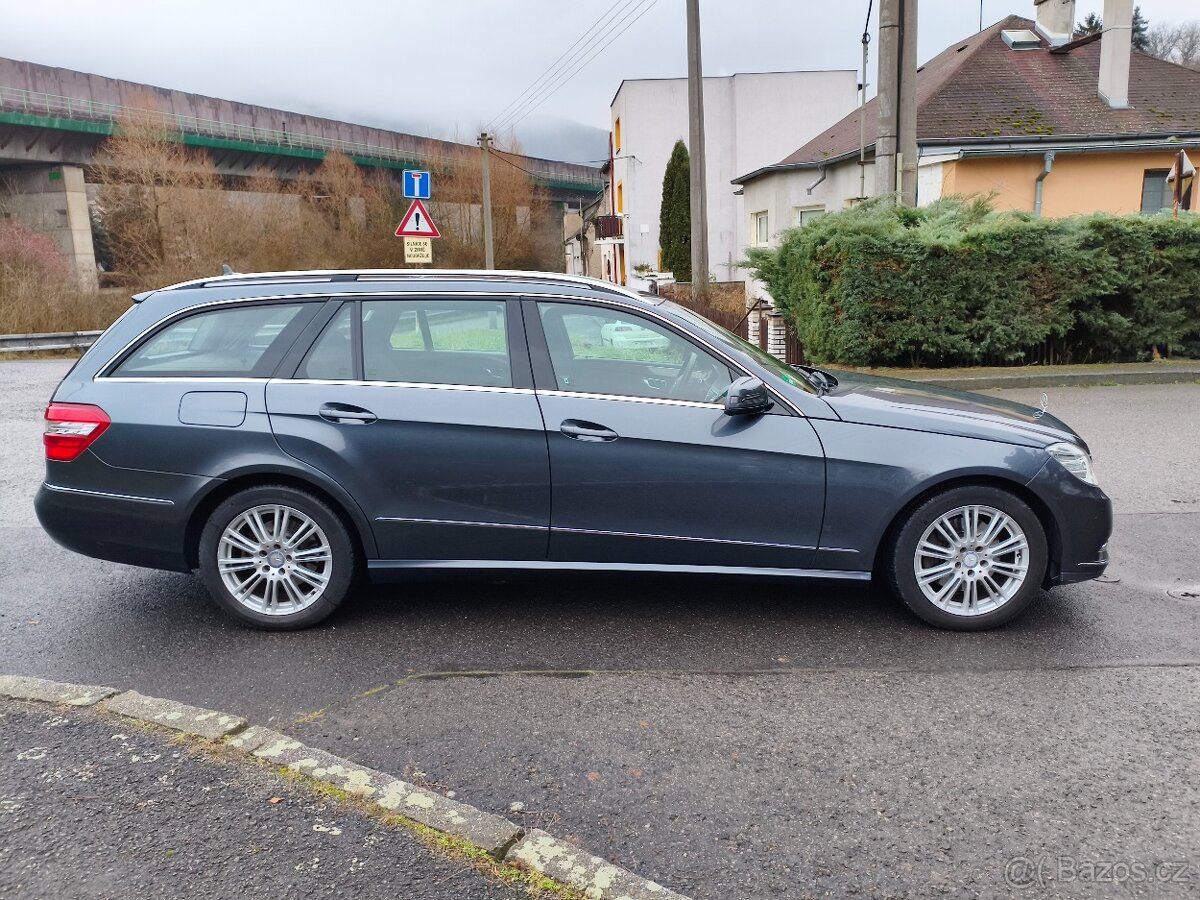 Mercedes-Benz E 300 CDI Combi Elegance 170Kw r.v.2012 - 3