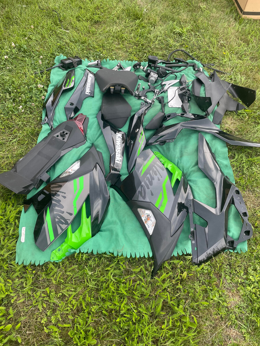 Kawasaki Ninja 400 - 3