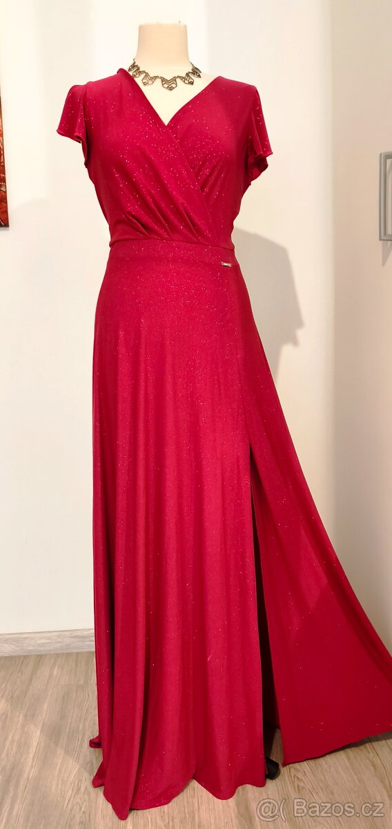 Třpytivé šaty - 3