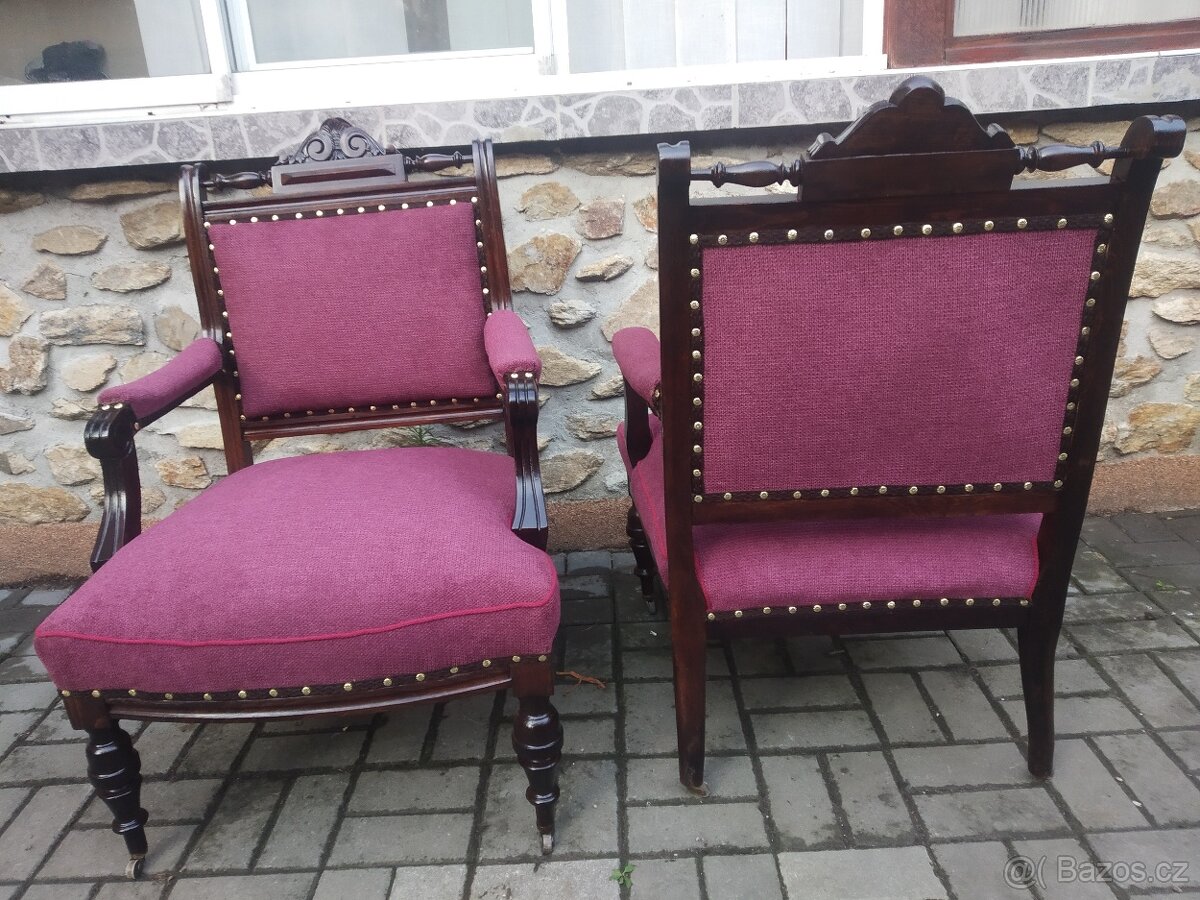 Křesla Biedermeier po renovaci. - 3