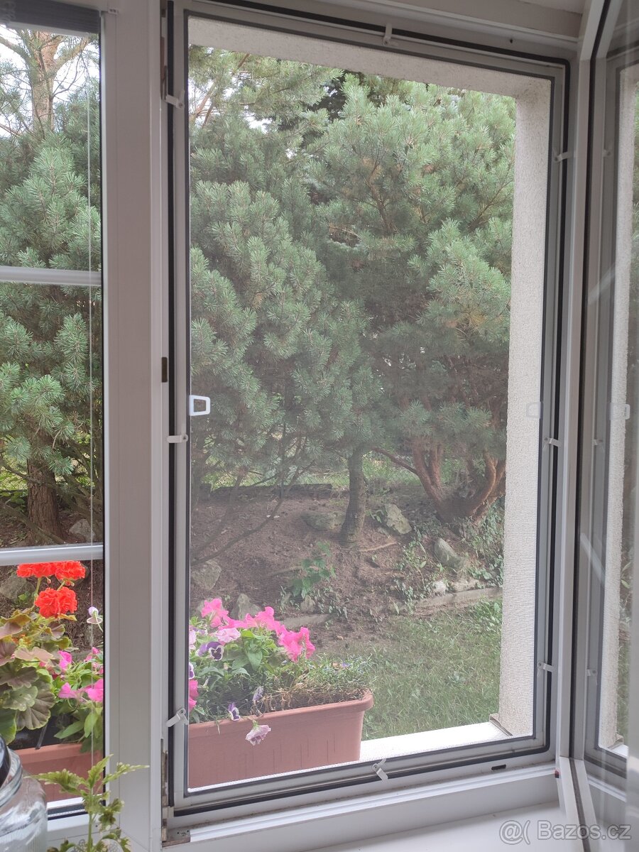 Sítě proti hmyzu - 3