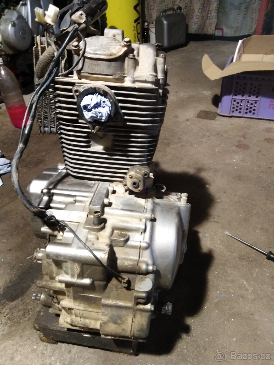 Suzuki Dr 650