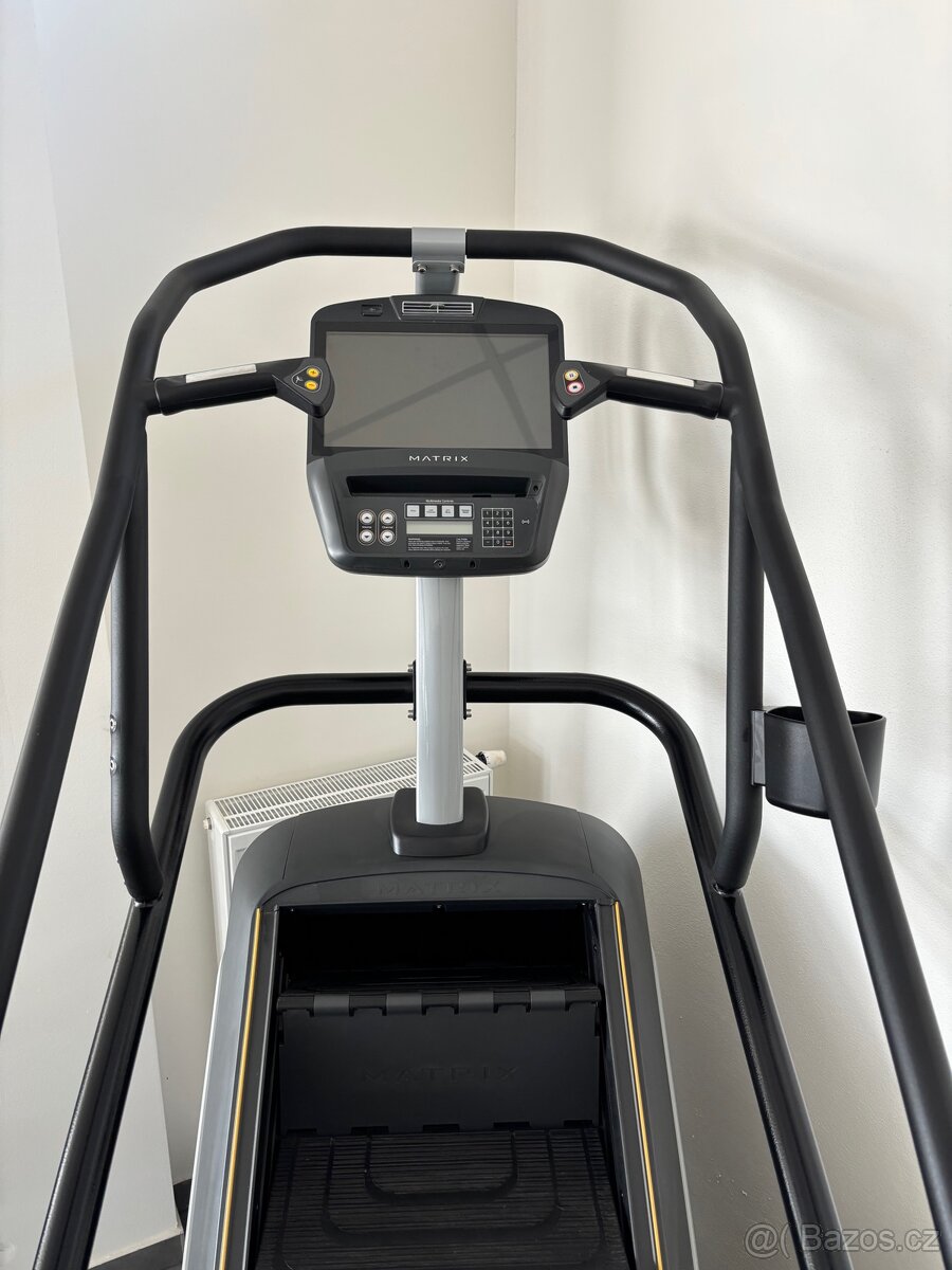 Matrix C7xi – profi schodový trenažér, dotyk, záruka,wifi - 3