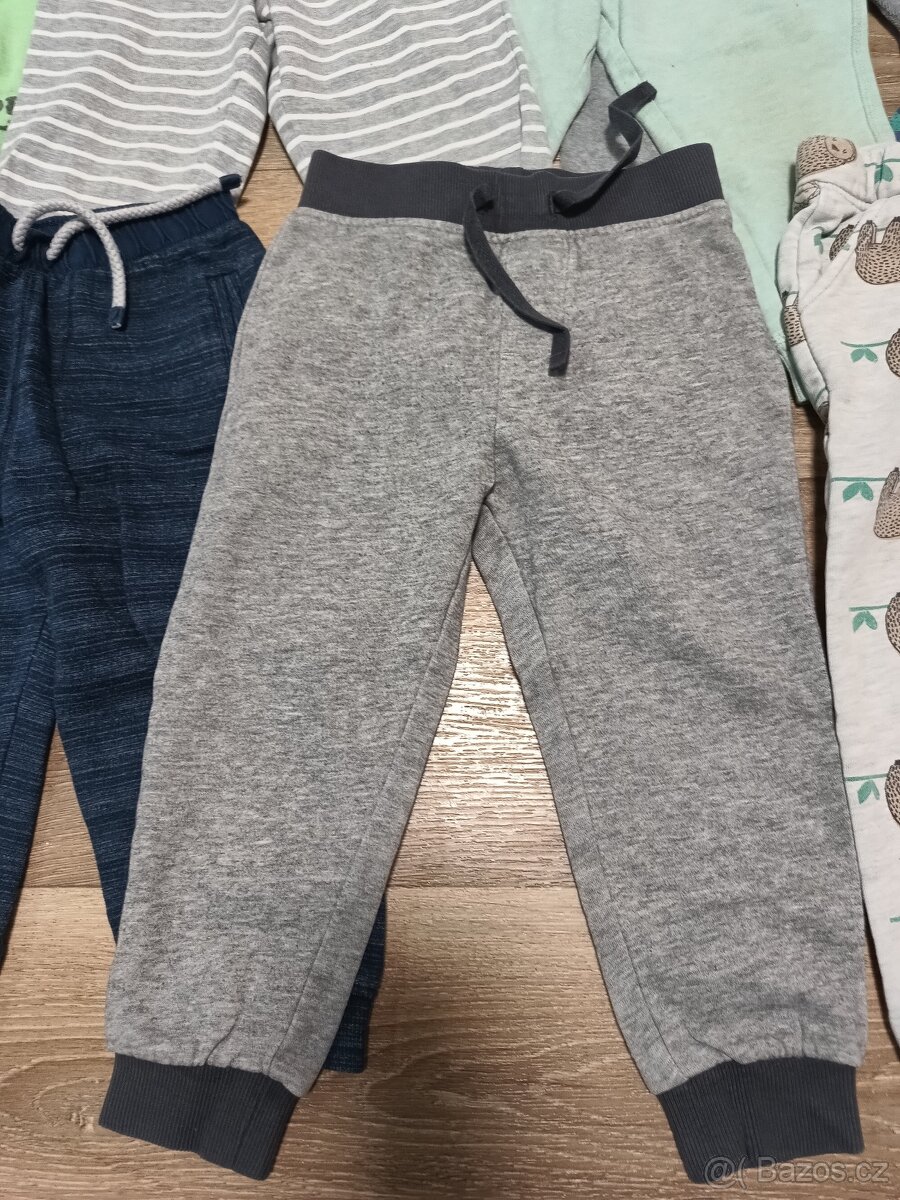 Chlapecké tepláky 86/92 - 3