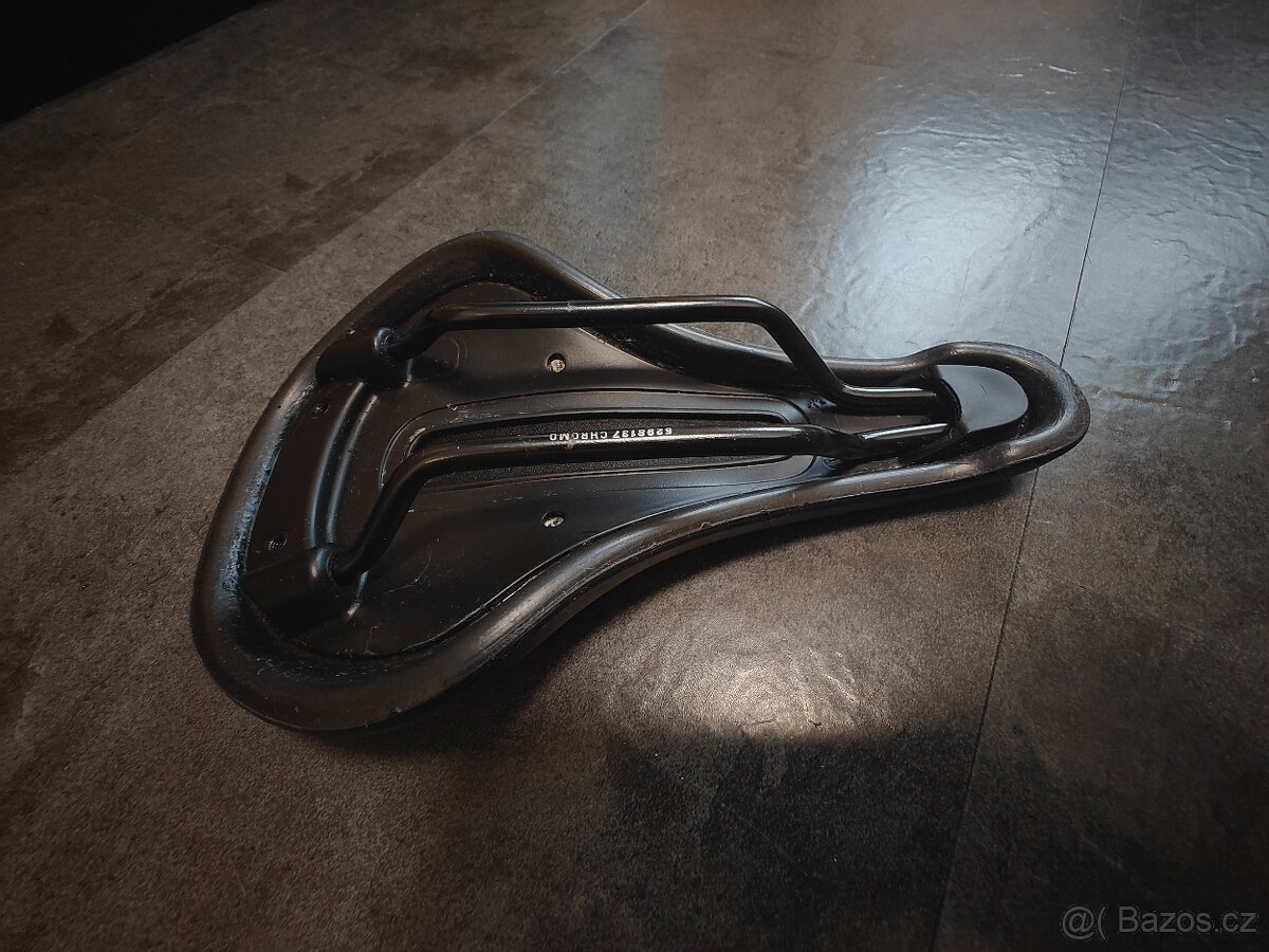 Sedlo Bontrager Verse 145mm - 3