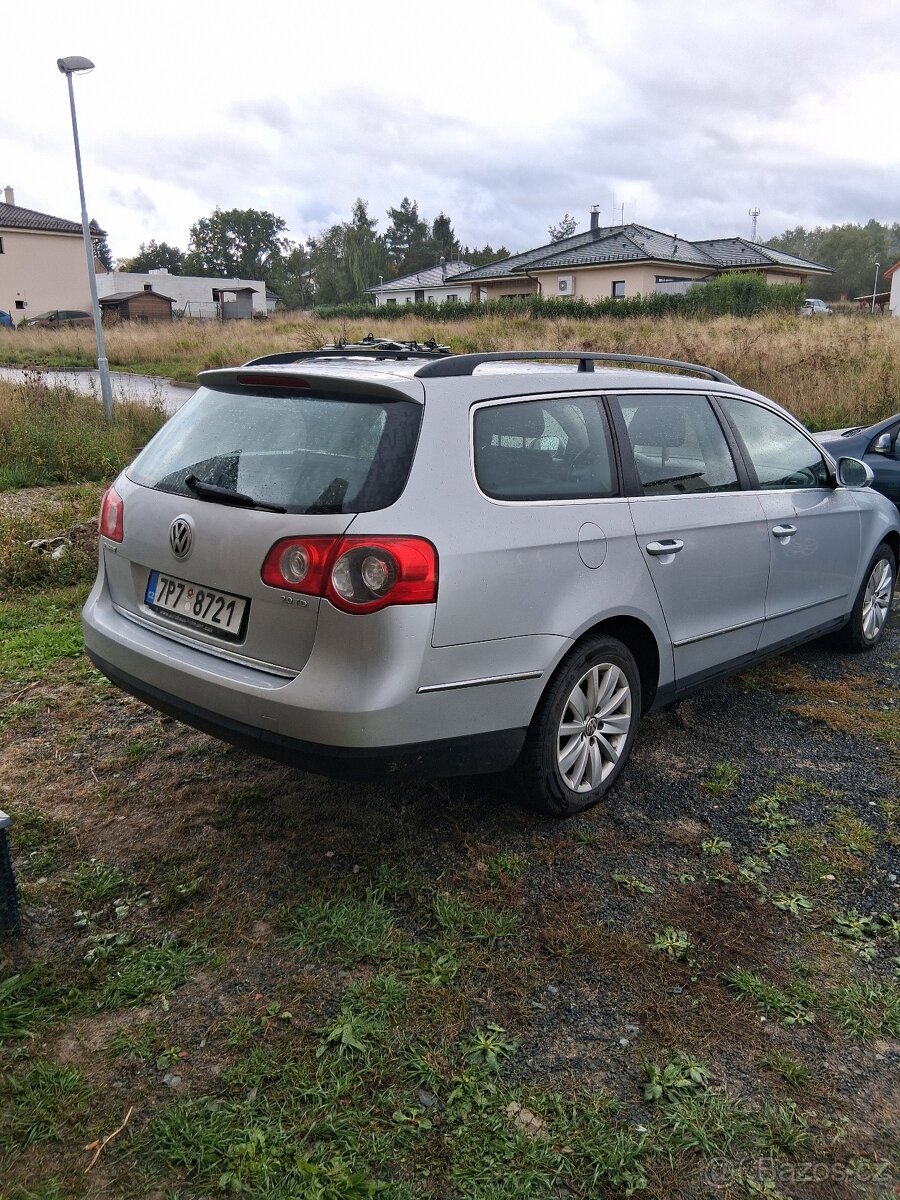 Volkswagen Passat B6 2.0 TDI 103 kW – celý vůz na díly nebo - 3