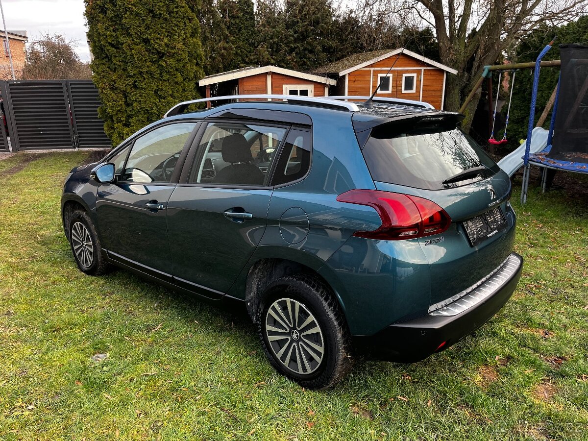 Peugeot 2008 1.2i 81Kw r.v2016 Nové v ČR - 3