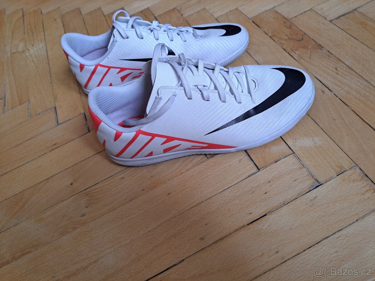 Tenisky Nike JR Vapor 15 club IC - 3