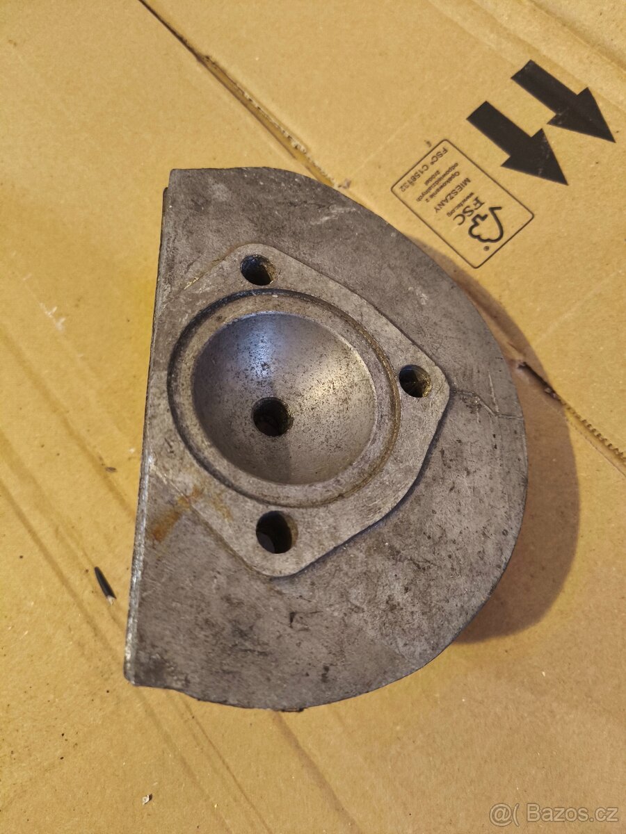 Jawa Pérák 350 hlava válce - 3