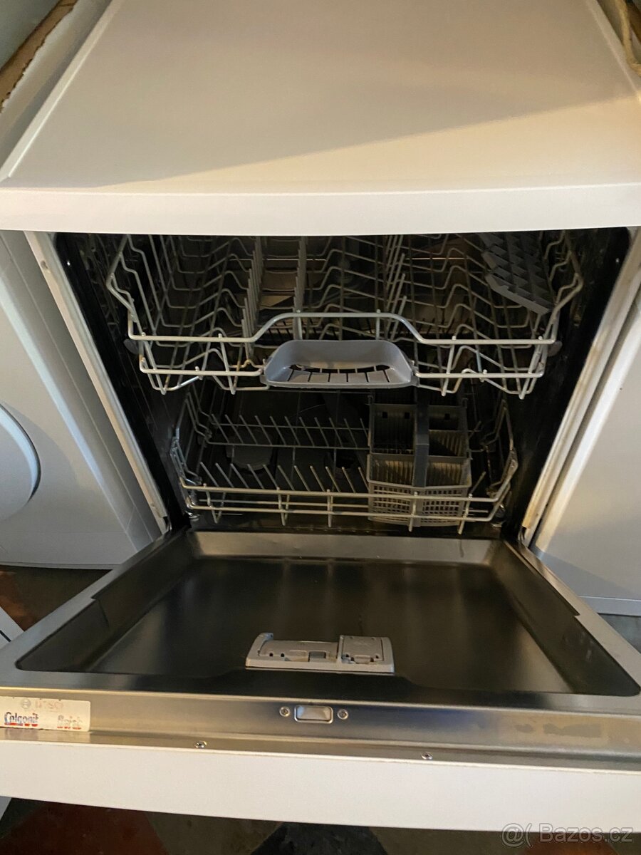 Volně stojící myčka Bosch - 3
