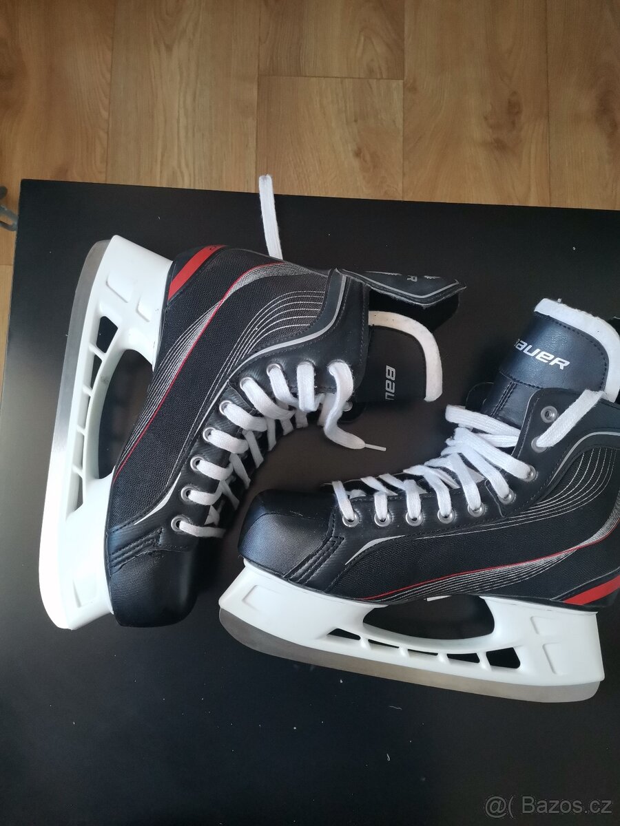 Bauer supreme vel. 45.5 - 3
