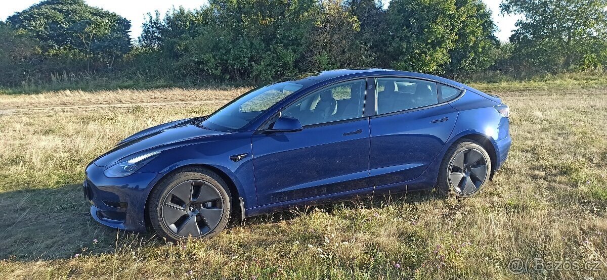 Tesla Model 3 SR+ r.v. 2021 - 3