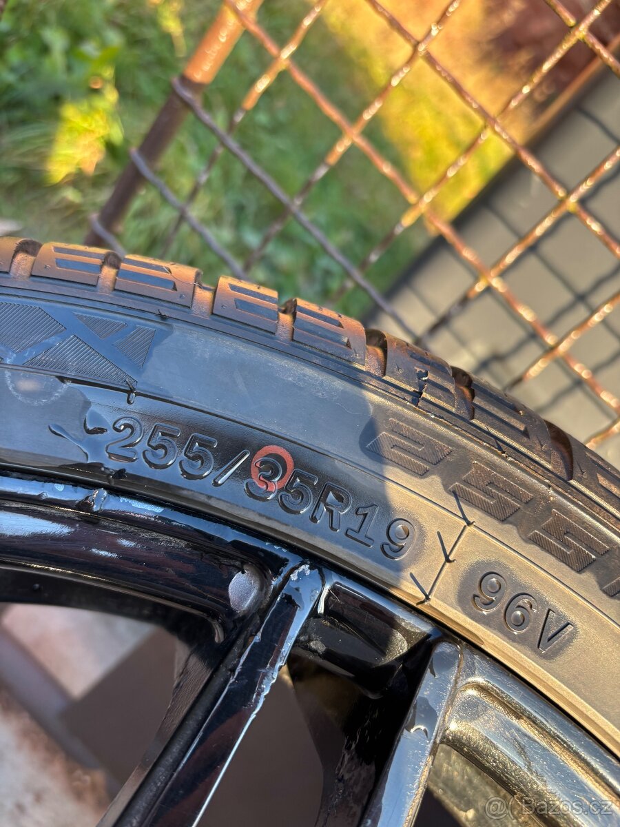 Litá kola Tomason zimní 255/35 R19 - 3