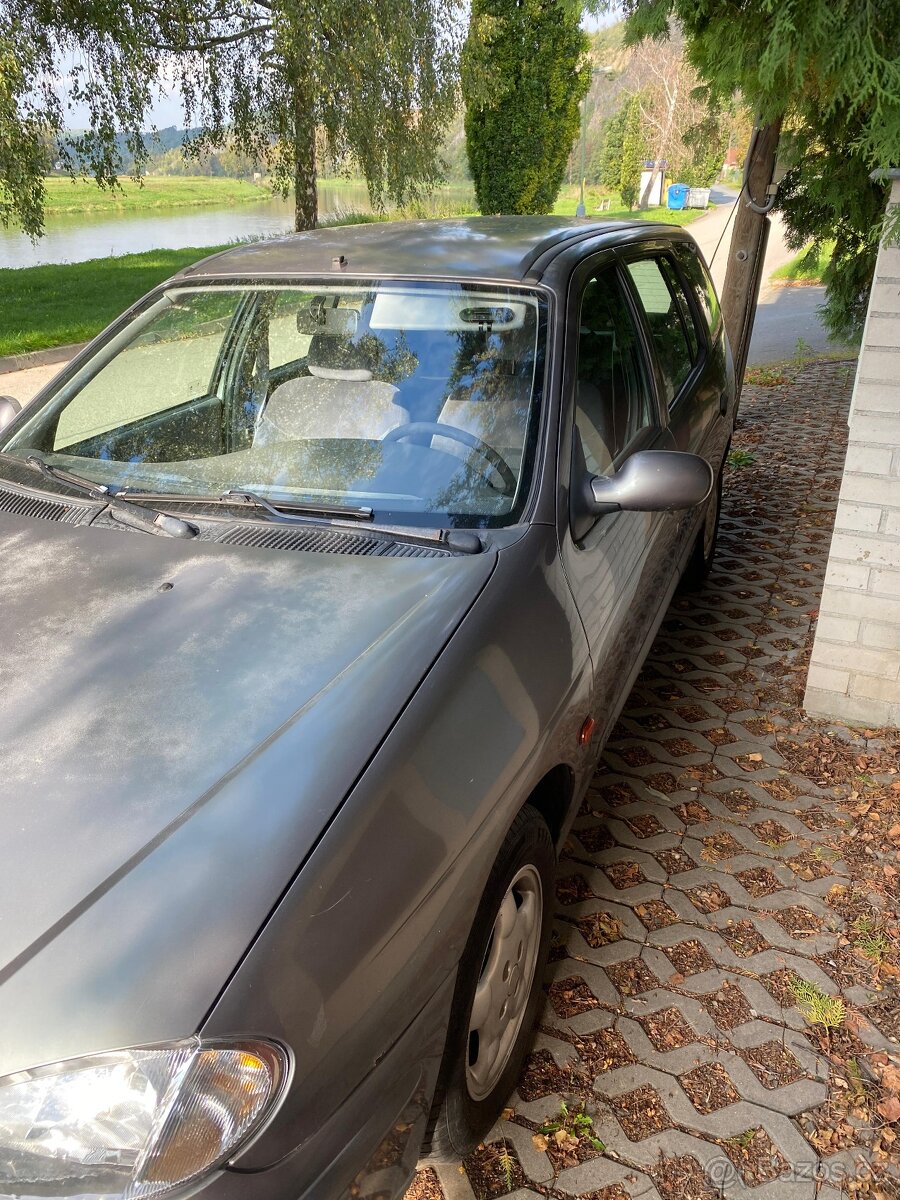 Renault Megane 1999 - 3