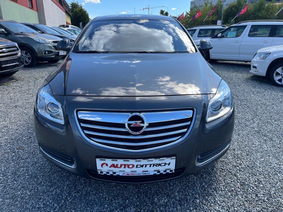 OPEL INSIGNIA 1,8 16V COSMO - 3