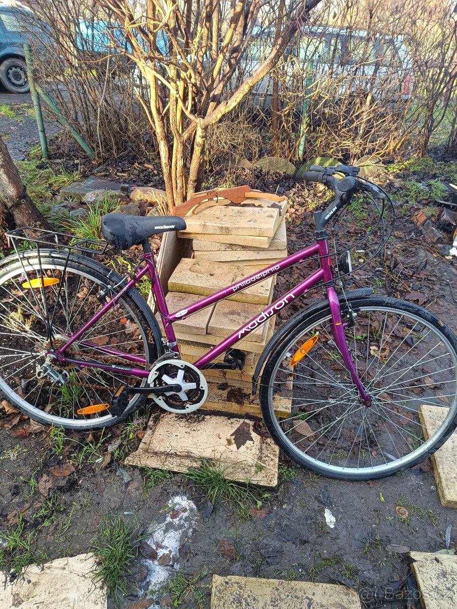 Dámské kolo Madison - 3