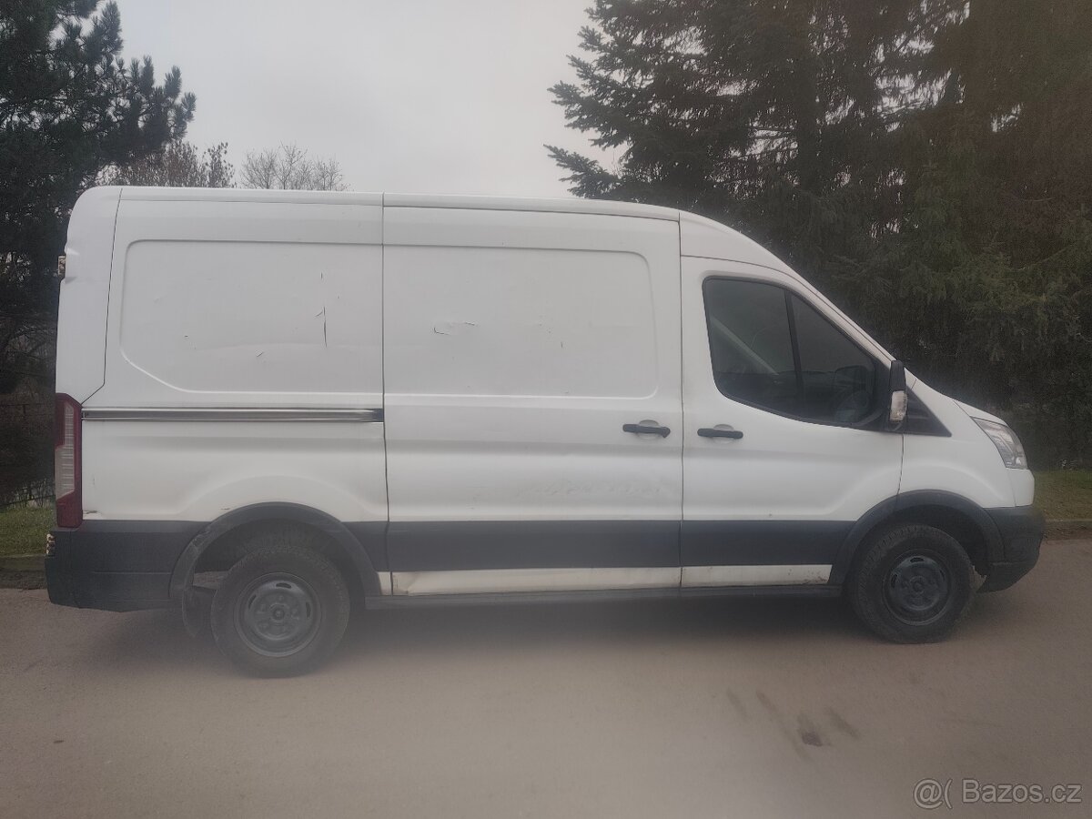 Ford transit 2.2 - 3