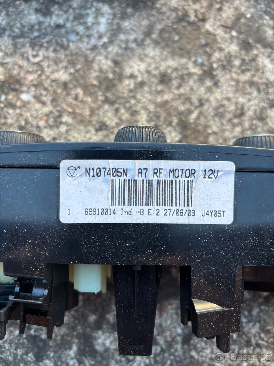 Dily z vozu Peugeot 207 (2006-2012) - 3