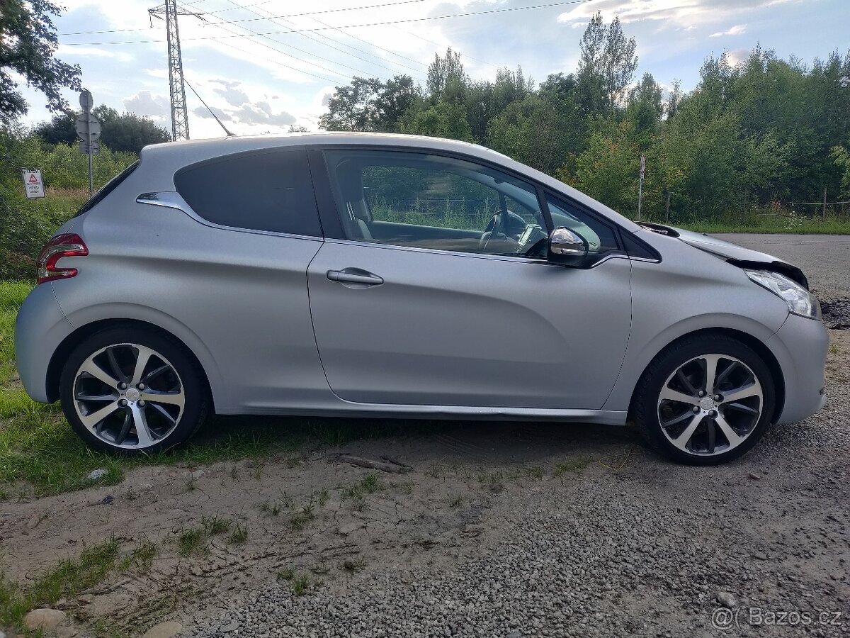 Peugeot 208 1.6 VTi - 3