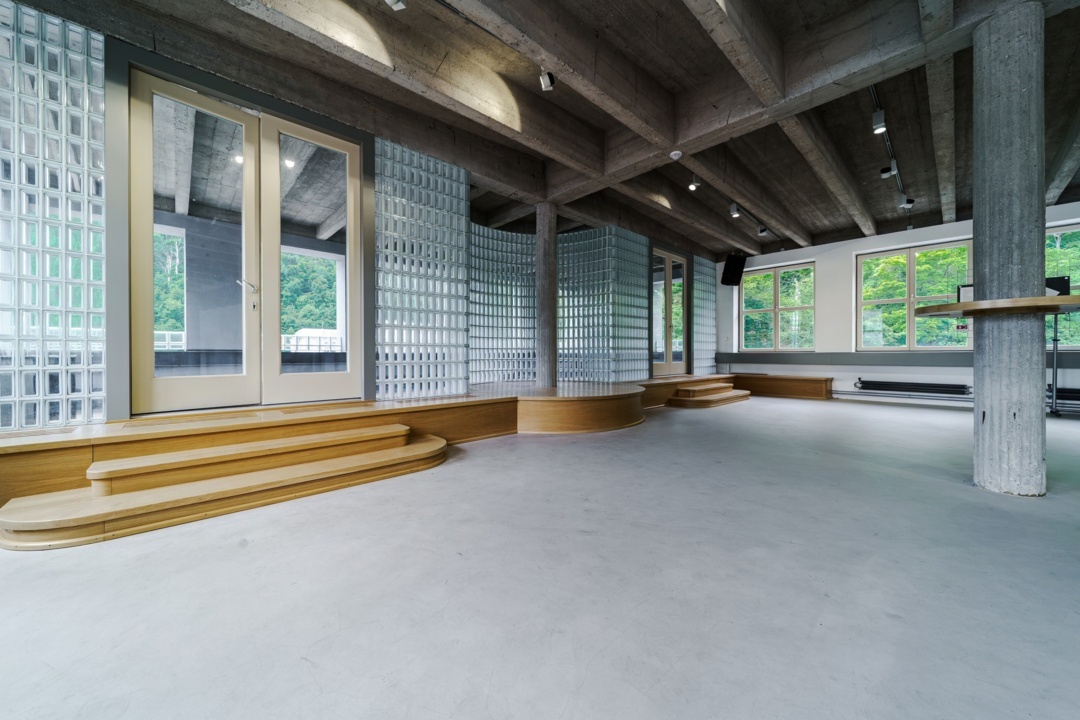 Administrativní budova Adamov u Brna 2325m2 - 3