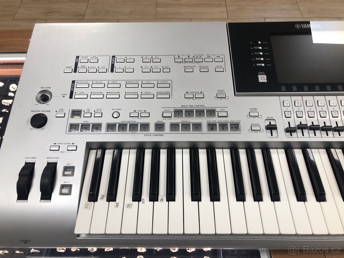 Yamaha Tyros 4 – profesionální aranžér - 3
