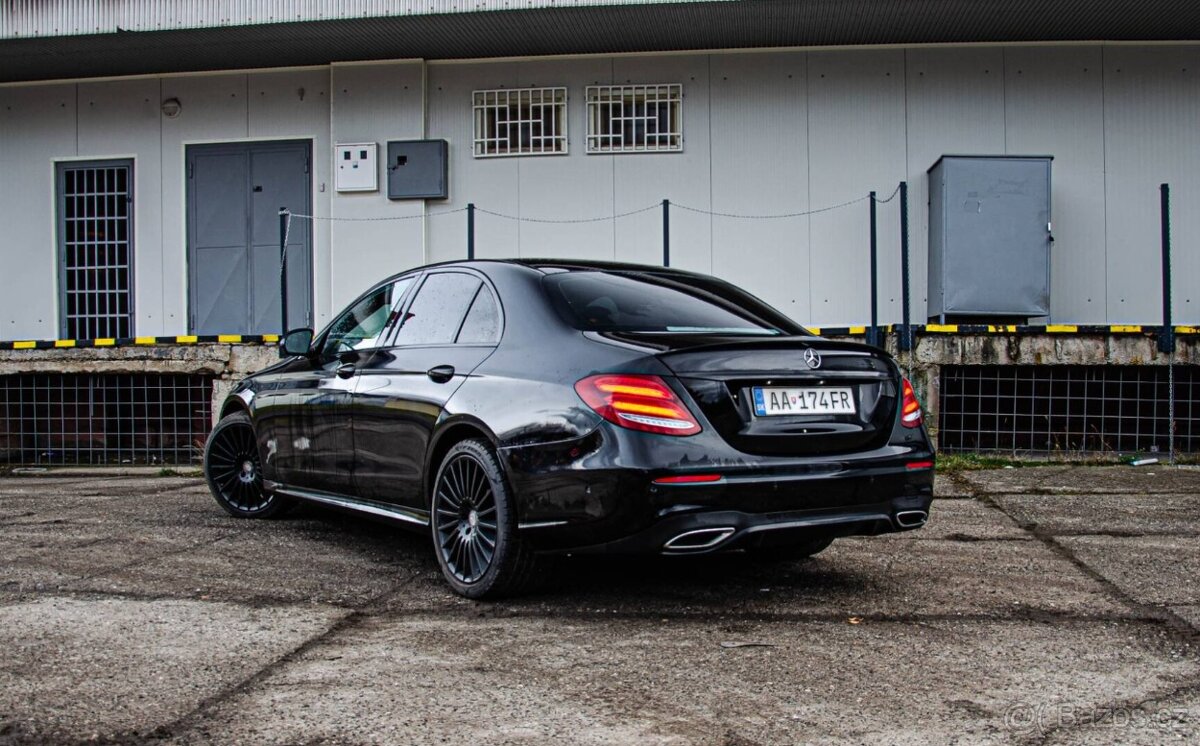 Mercedes-Benz E trieda Sedan 350 BlueTEC - 3