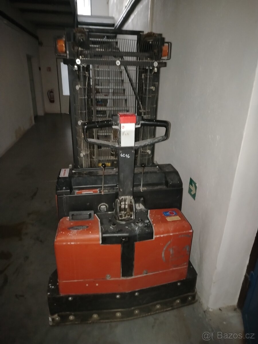 Vysokozdvižný paletový vozík - 3
