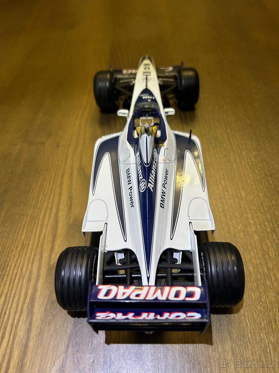 Williams FW 22 HotWheels 1:18 - 3