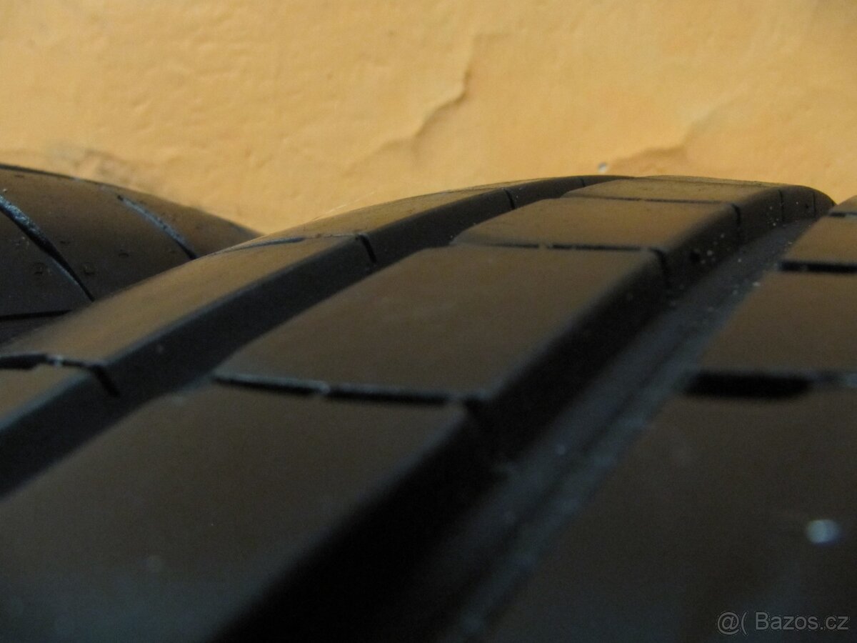 Pneu 215/45/18 Good Year - 3