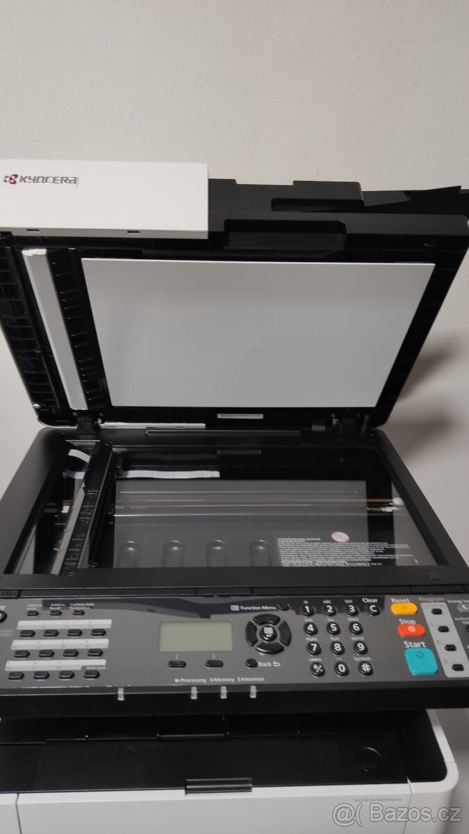 Výkonná KYOCERA laser M2040dn + nový toner - 3