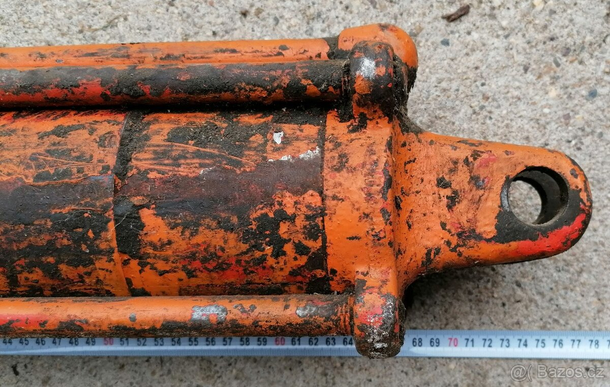 Hydraulický válec - 3