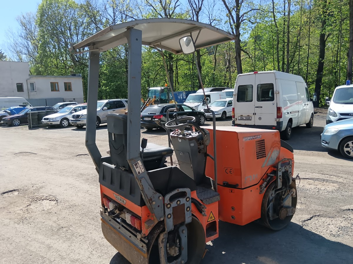 HAMM H10 3 TUNY vibrační válec - 3