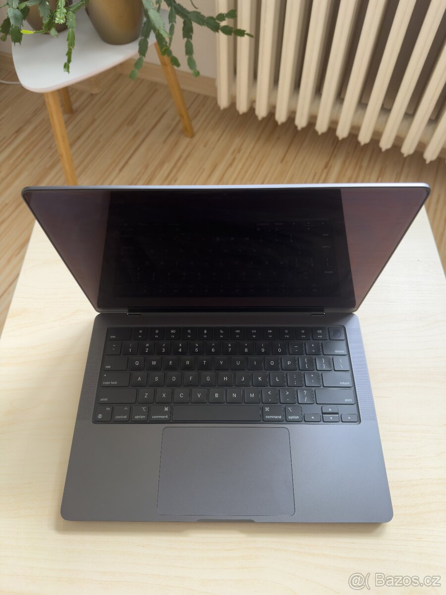 Macbook Pro 14 M4 Max 36GB / 1TB (Space Black) - 3