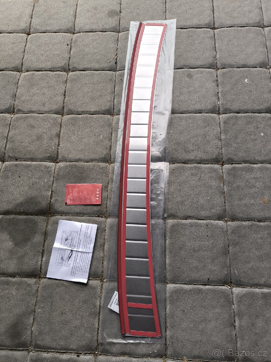 VW POLO VI NEREZ LIŠTA KUFRU - 3