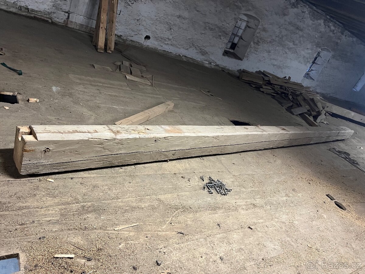 Tesané a řezané trámy - 3