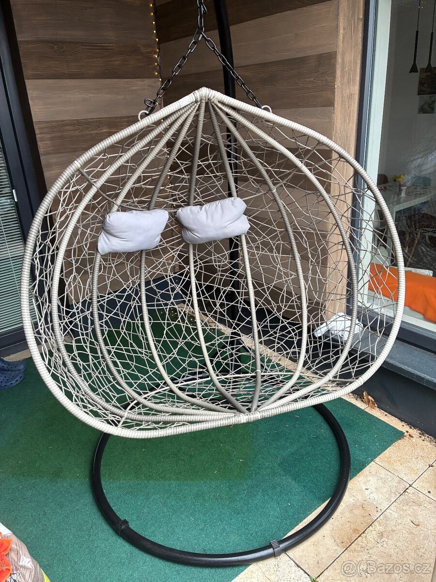 Houpací dvoumístné vajíčko - 3