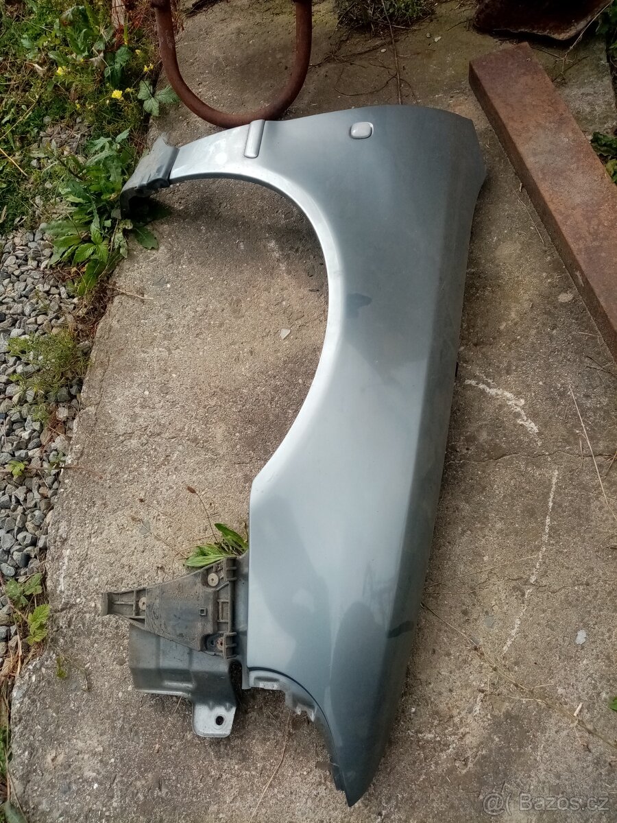 Pravý přední blatník audi a4b5 - 3