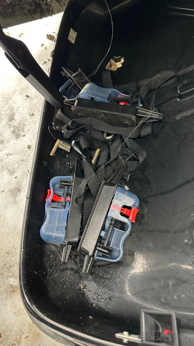 Střešní nosič Thule Ocean 200 - 3