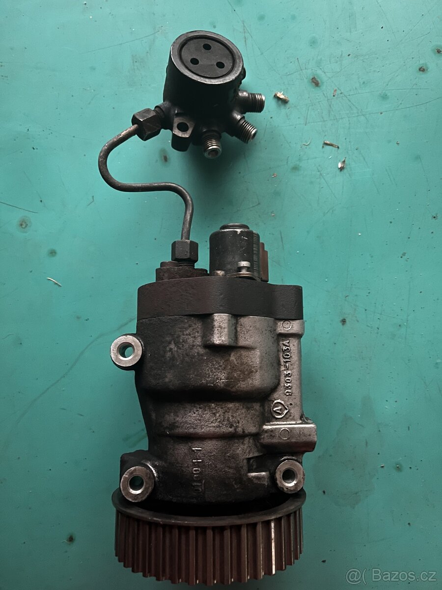 Naftové čerpadlo z Renaultu Kangoo - 3