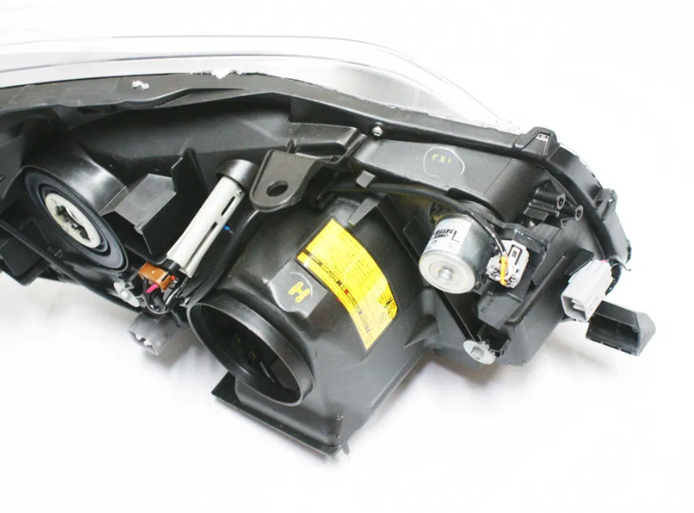 Levé přední světlo OEM Toyota Land Cruiser 150 LC150