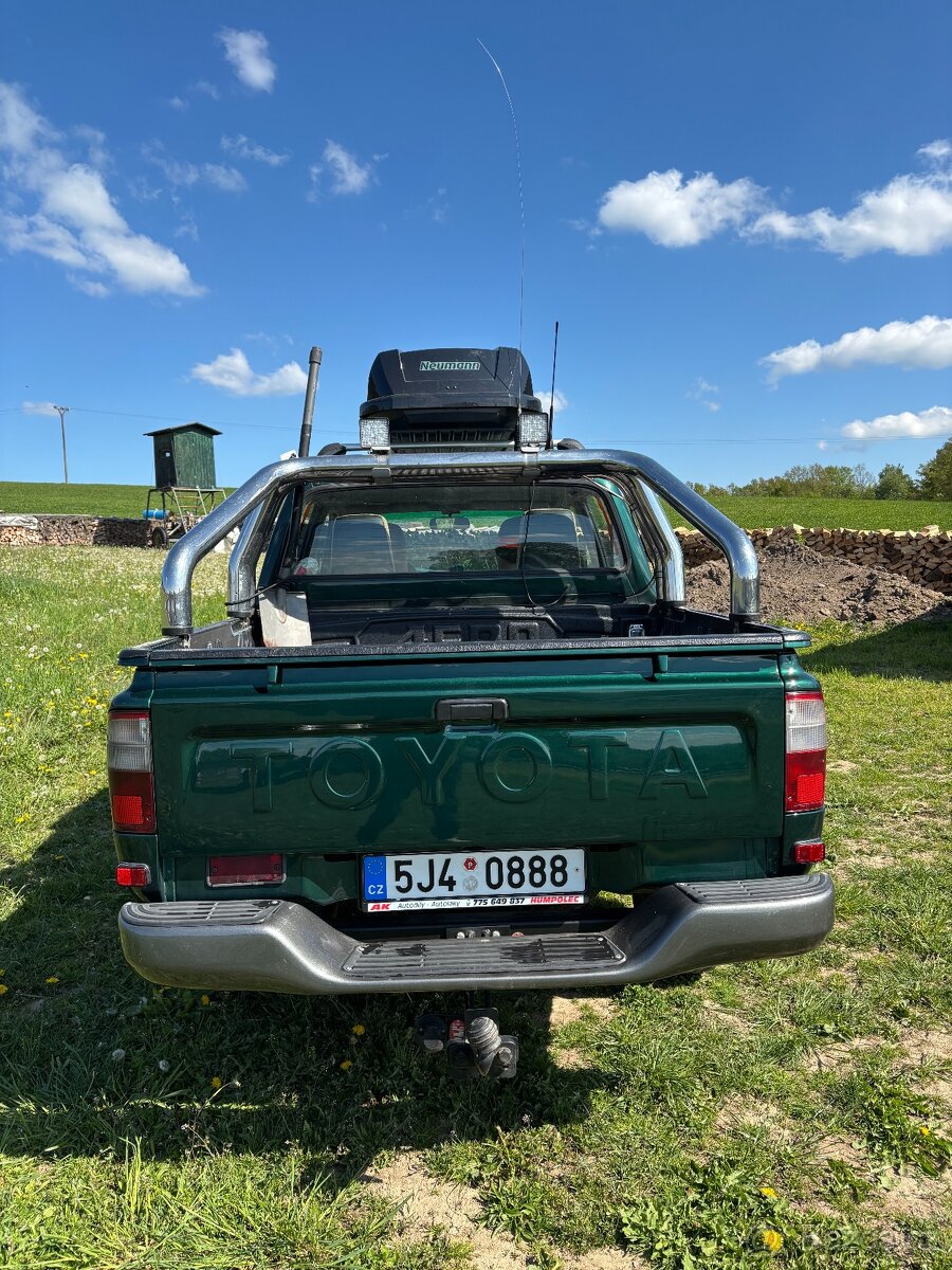 Toyota Hilux 2.5 D4D