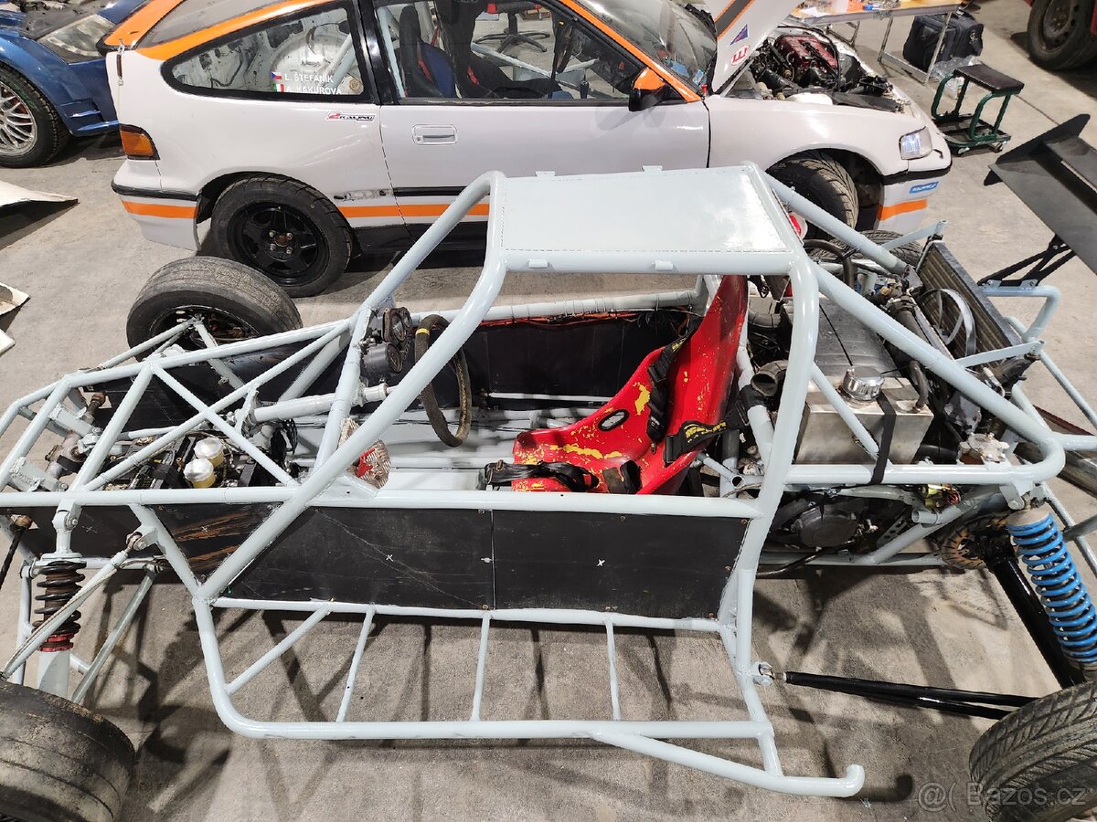 Buggy na závody do vrchu, případně autocross