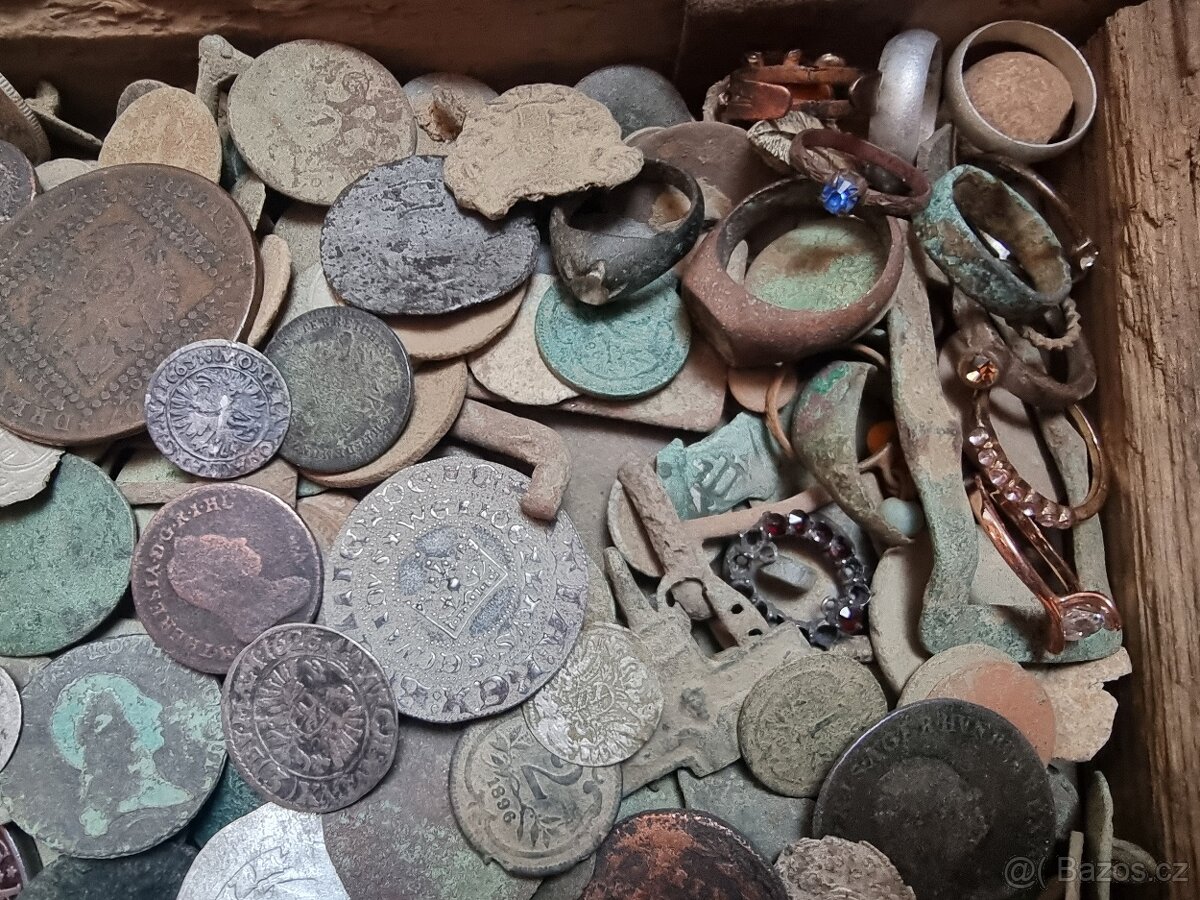 Staré mince a drobné artefakty - 3