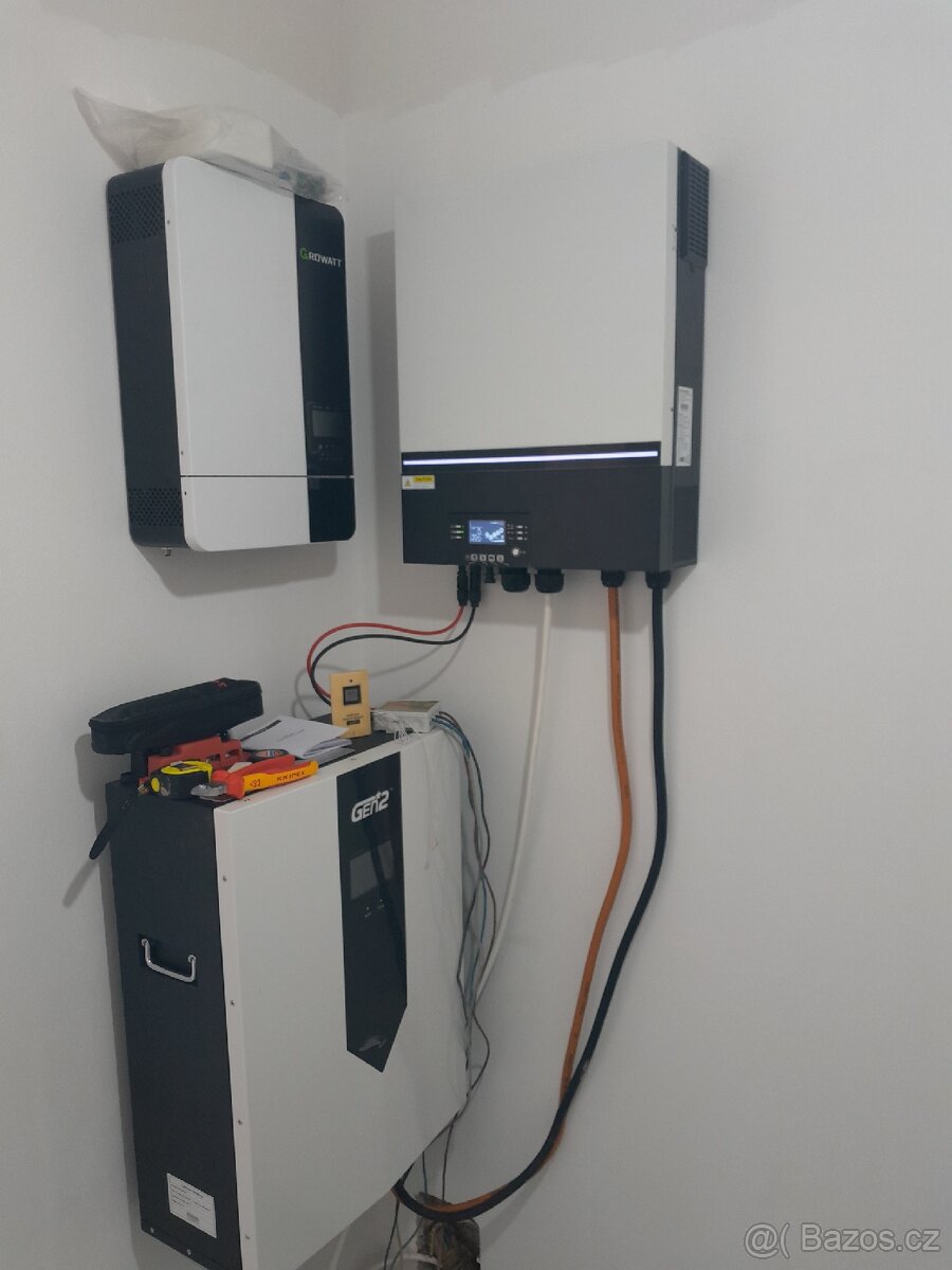 Prodám stridac Growatt SPF 5000ES - 3