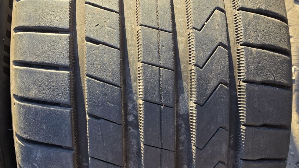 Letní pneu 225/50/17 Hankook - 3