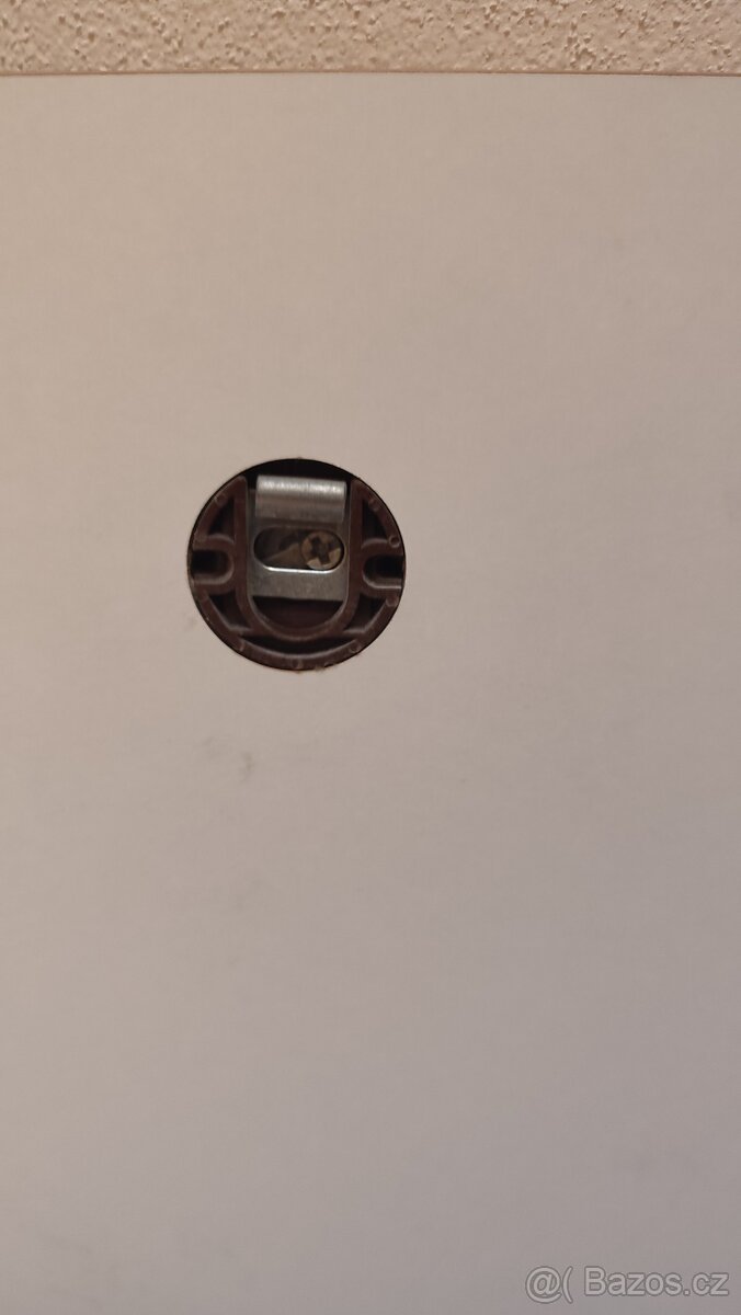 Skříňka + zrcadlo s policí - 3