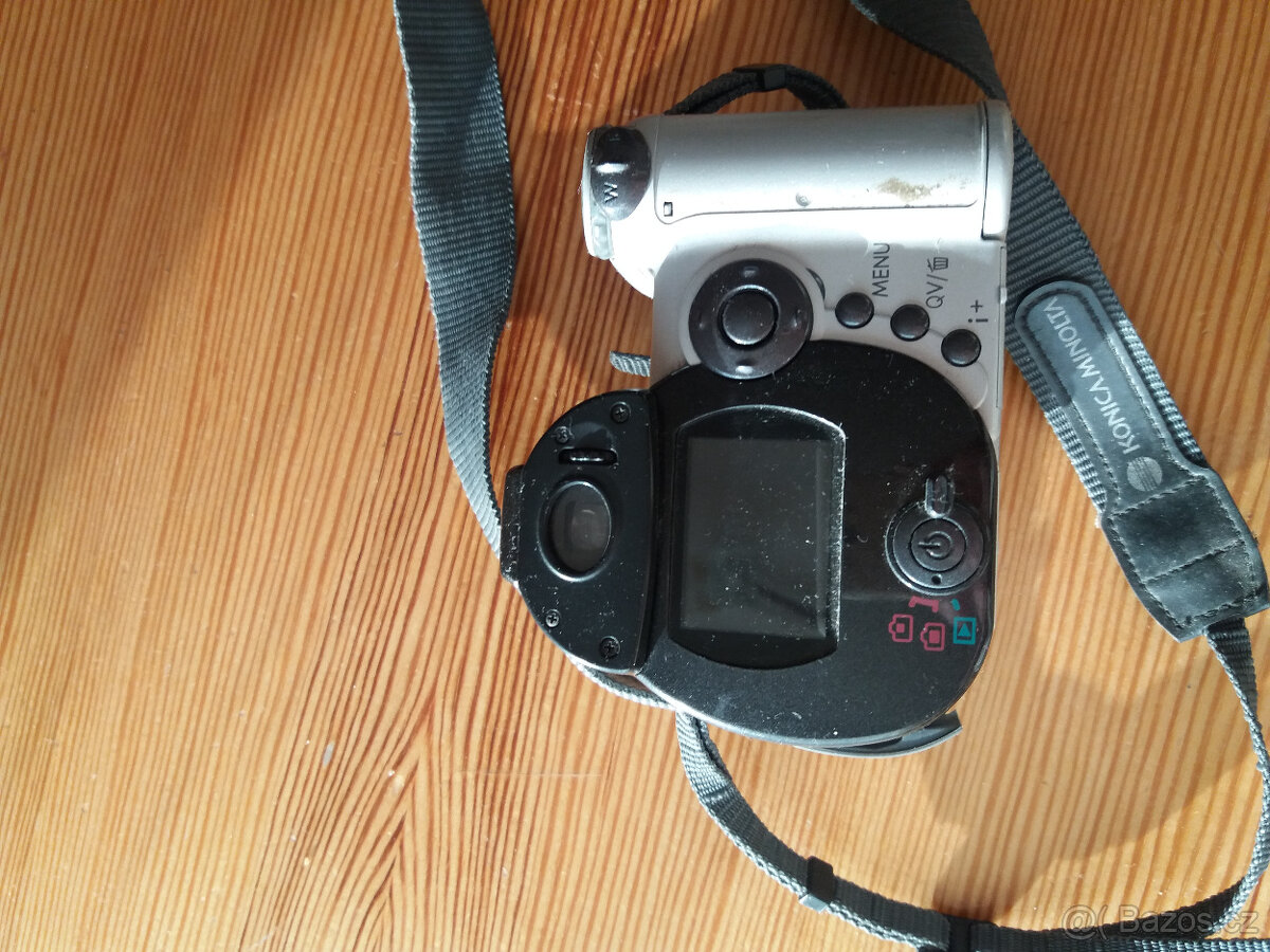 Konica Minolta DimageZ3 - 3