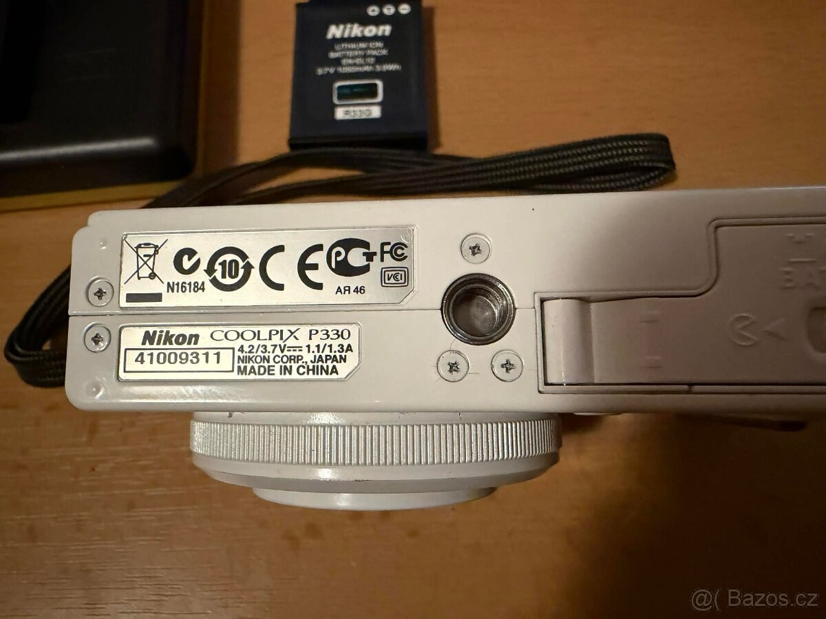 Fotoaparát Nikon Coolpix P330 - 3